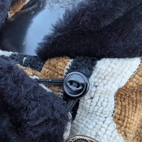 GORGEOUS 70'S MADE IN CANADA IRVING POSLUNS VINTAGE CHENILLE CARPET COAT - Picture 15 of 16